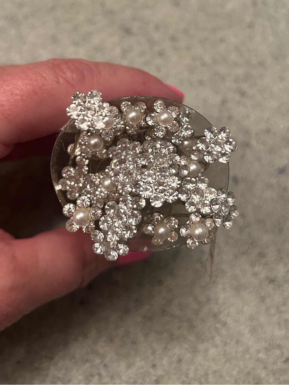 Hair pins